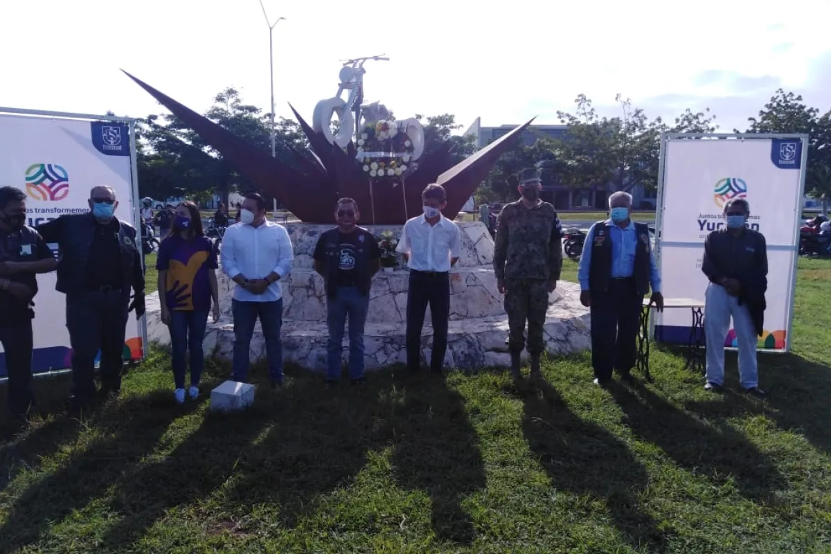 Rinden homenaje a motociclistas fallecidos en Mérida PorEsto