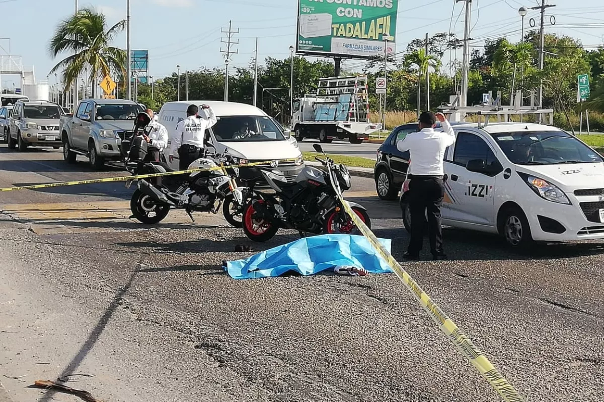 Motociclista Atropella A Trabajador De Plaza La Roca Y Lo Mata En