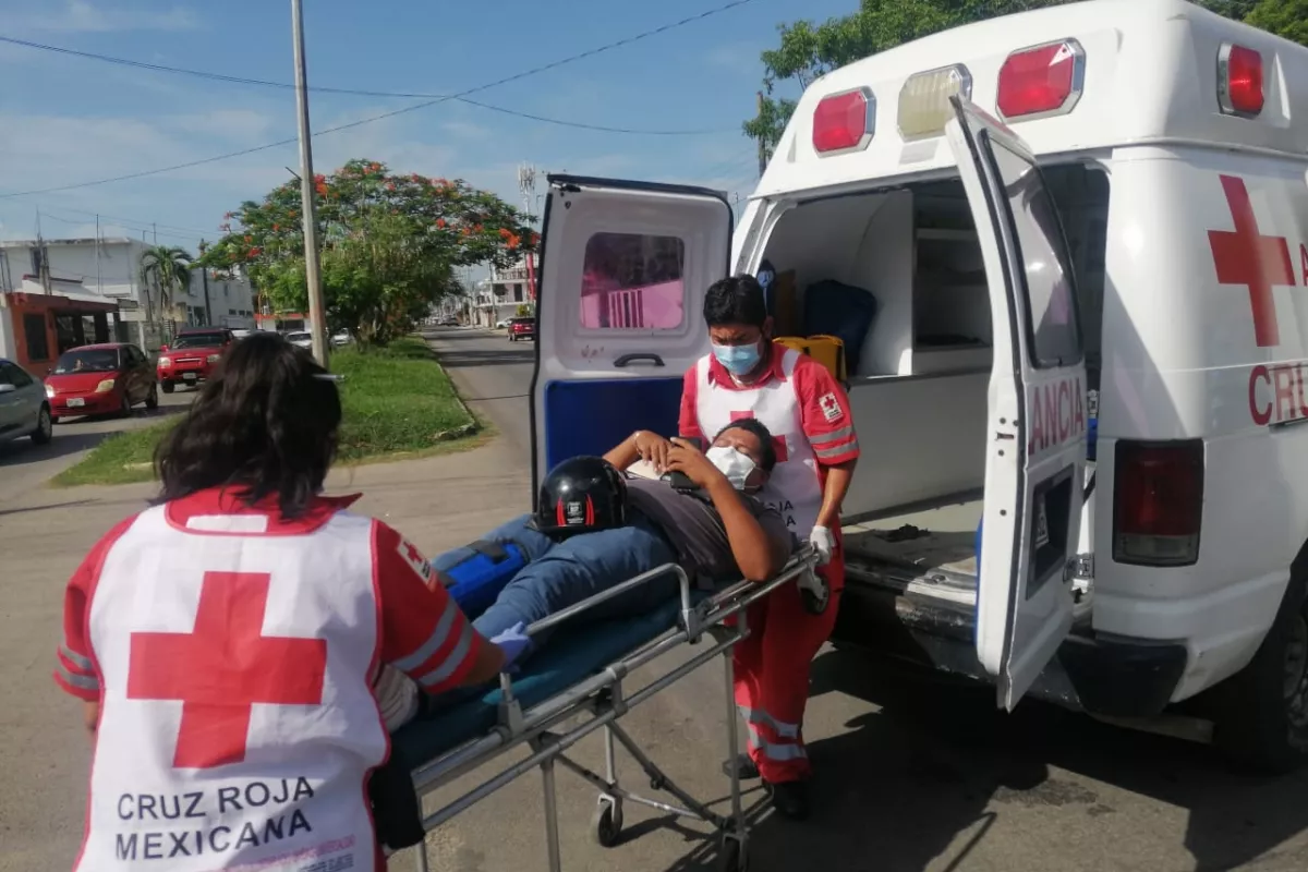 Autom Vil Se Pasa El Alto Y Atropella A Motociclista En Chetumal Poresto