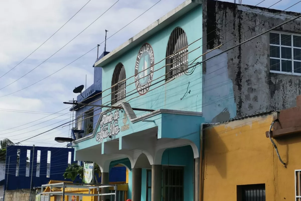 Hombre Muere Tras Electrocutarse Y Caer De Una Altura De 10 Metros En