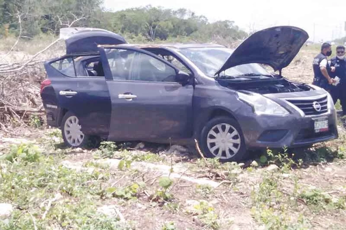 Vuelca familia en la carretera Hunucmá Mérida PorEsto