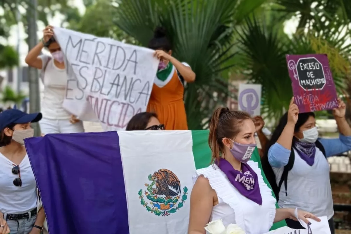 Mujeres Alzan La Voz En Apoyo A Anah En Yucat N Poresto