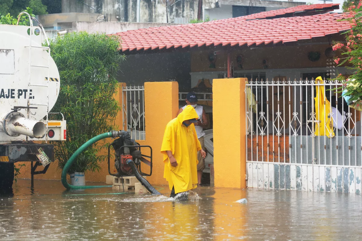 Activan La Alerta Naranja En Yucat N Por La Cercan A Del Hurac N Beryl