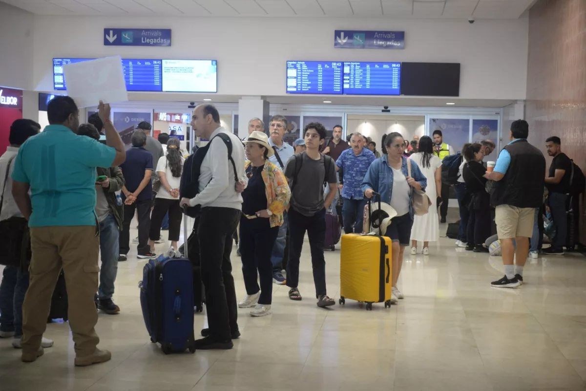 Vivaaerobus Adelanta Hora Y Media El Vuelo De La Cdmx A M Rida Poresto