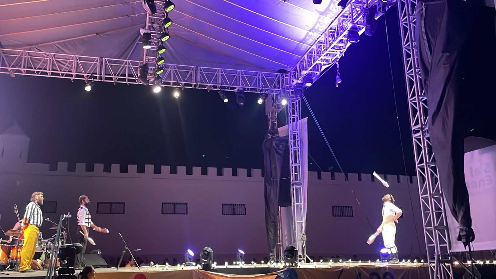 Cirque Alfonse se presenta en el Mérida Fest 2024: EN VIVO