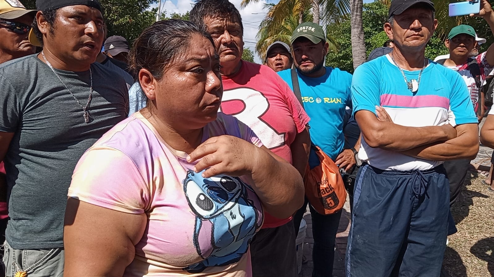 Selene Canché, representante de los pescadores de Puerto Juárez, piden ser reubicados