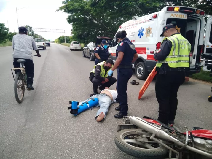 Motociclista Sufre Fractura Expuesta Tras Accidente En El Periférico De