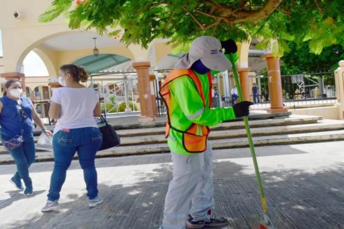 Comienza la limpieza de escuelas en Campeche durante el semáforo verde ...