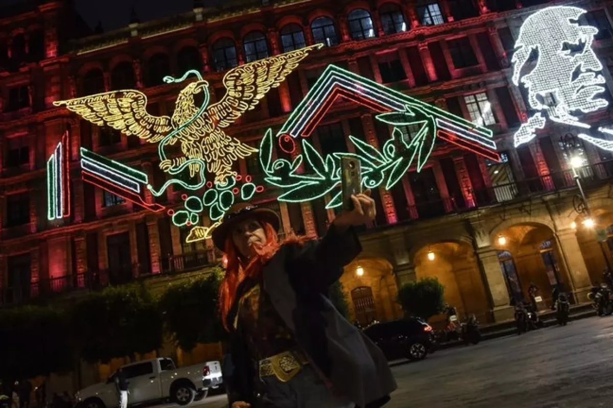 As Luce El Encendido De La Ciudad De M Xico Por El Grito De Independencia Video Poresto