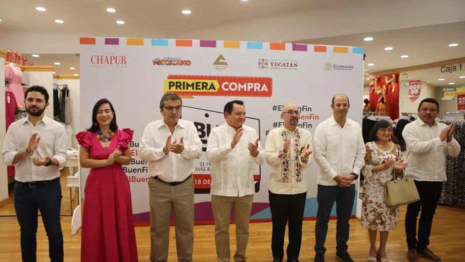 El gobernador Joaquín Díaz Mena, realiza su primera compra en el Buen Fin 2024 PorEsto