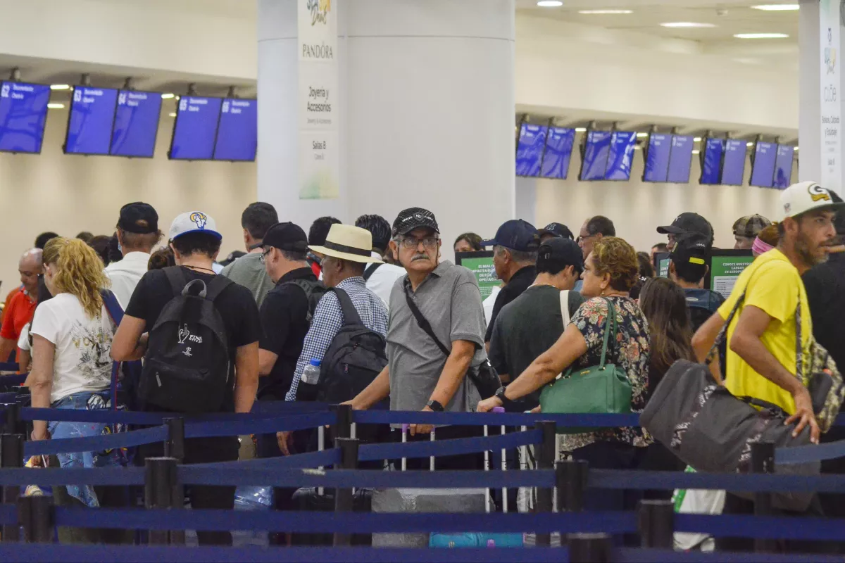 Cancun Airport, without sanitary measures due to MPOX and COVID-19