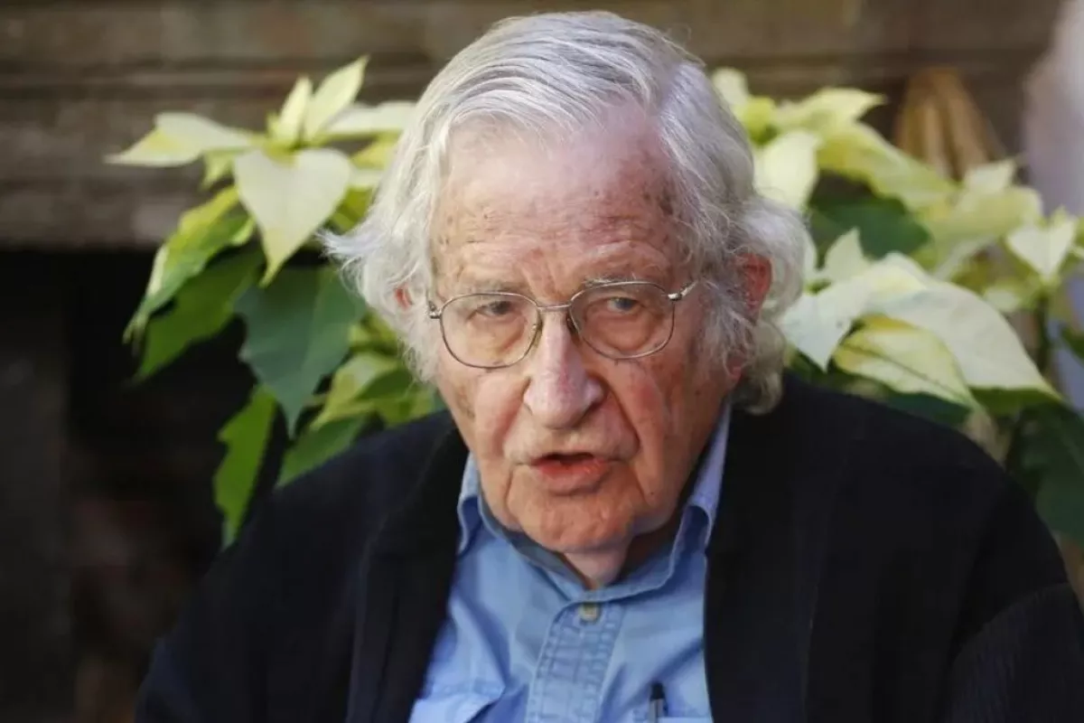 Desmienten Muerte De Noam Chomsky Filósofo Estadounidense De 95 Años