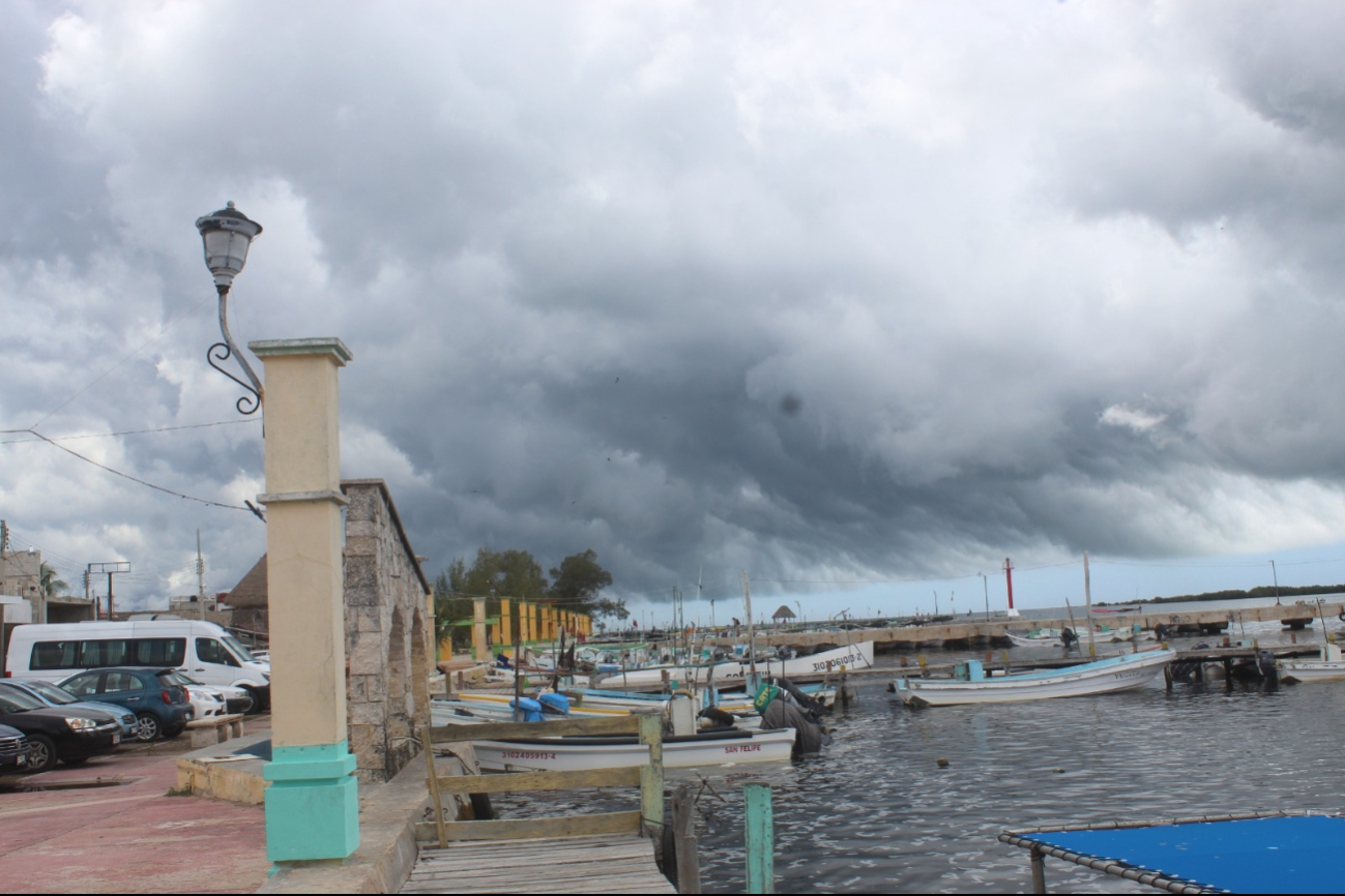 Pescadores de Yucatán llevan ocho días paralizados por el mal tiempo