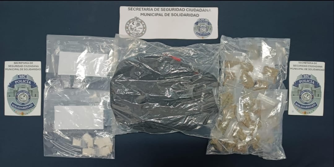 Al momento de su revisión se encontraron bolsas con distintas drogas