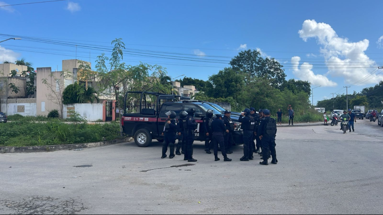 Vecinos intentan invadir terrenos en Cancún