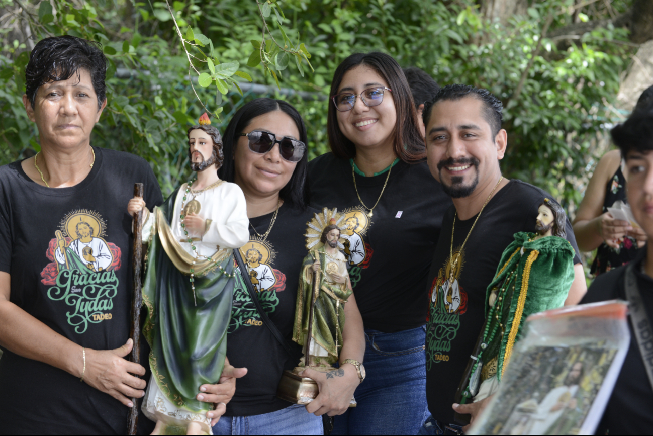 Feligreses dijeron que esta visita les devolvió la esperanza, luego de pasar malas racha