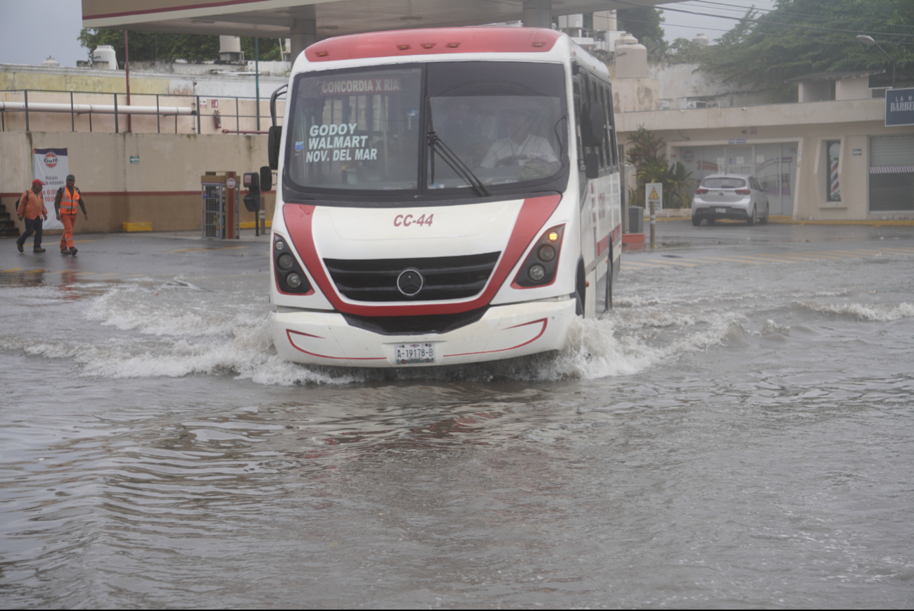 Clima en Campeche hoy 15 de octubre: Habrán fuertes lluvias por Onda Tropical 26   