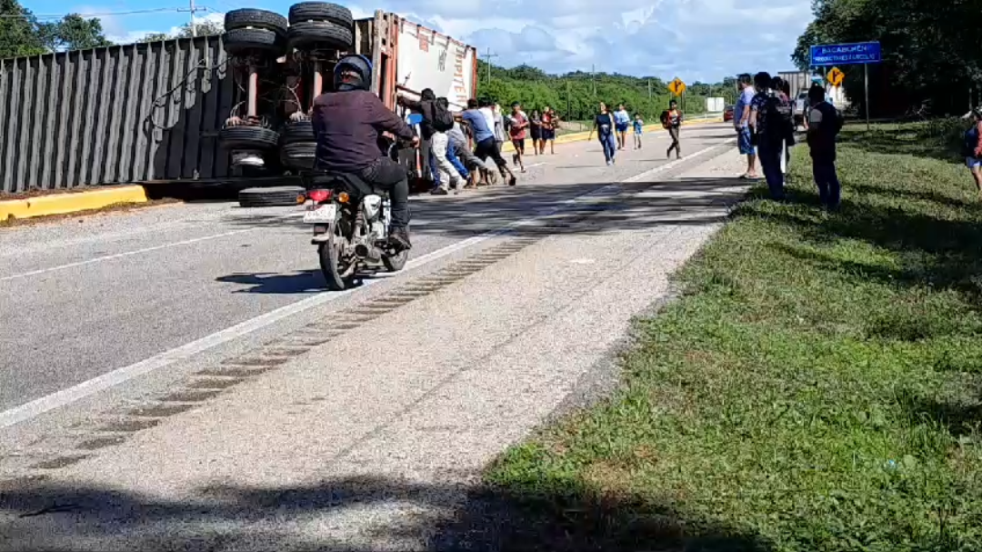 El tráfico se atoró en carretera