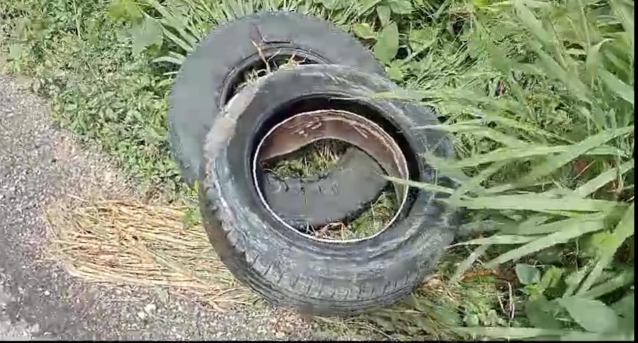 Cientos de automovilistas afectados por baches en Atasta