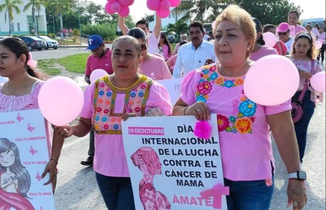 Participaron el personal del Hospital de Sabancuy y la Junta Municipal, recorriendo desde el hospital hasta el Parque de las Madres