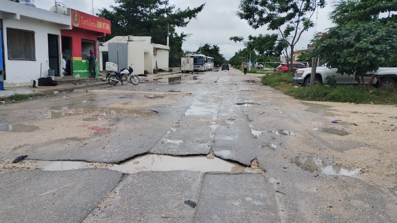 Poco a poco las calles de In House se ven más afectadas por las lluvias