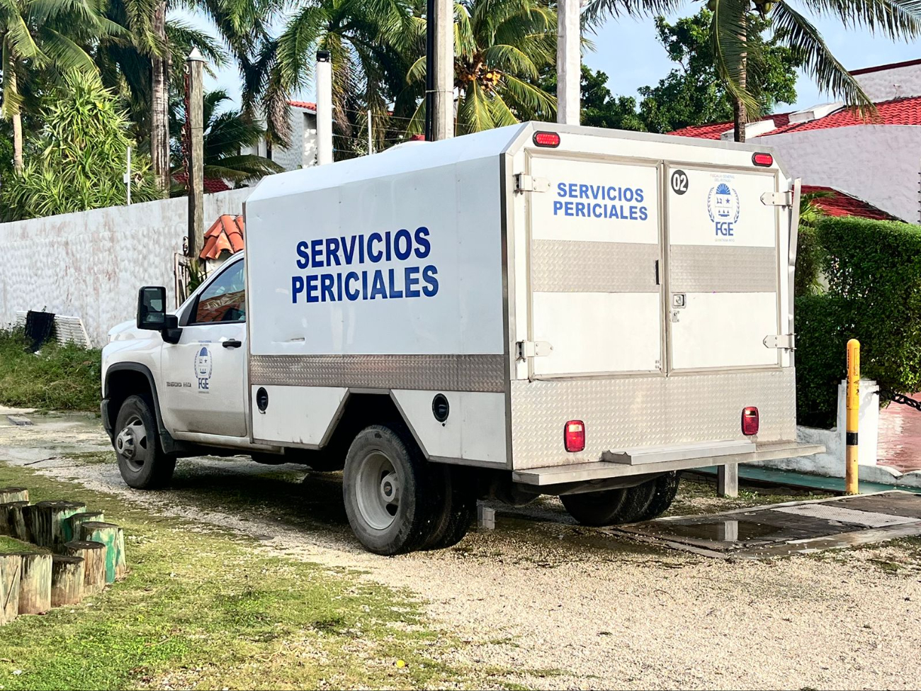 Servicios periciales atendió al lugar para examinar el resto de la zona por el resto del cuerpo.