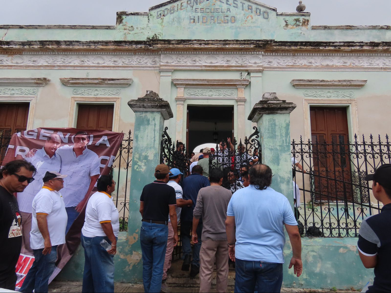 Taxistas temen que el servicio se politice