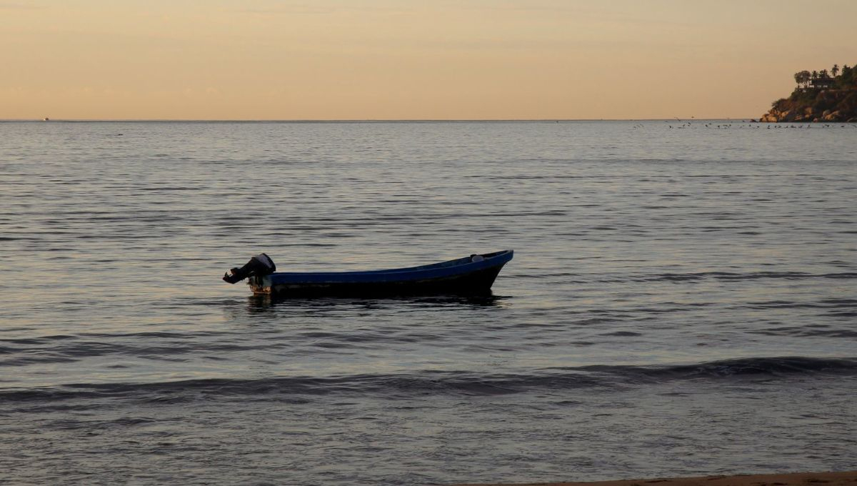 Autoridades buscan a dos pescadores desaparecidos en las costas de Yucatán