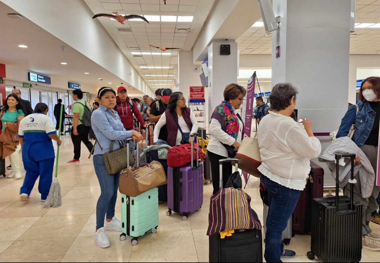 Vuelos se retrasan hasta dos horas en aeropuerto de Mérida