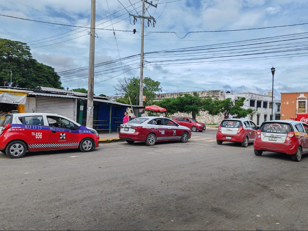 Reprueban taxistas de Campeche nuevas tarifas de este servicio / Alejandro Balan