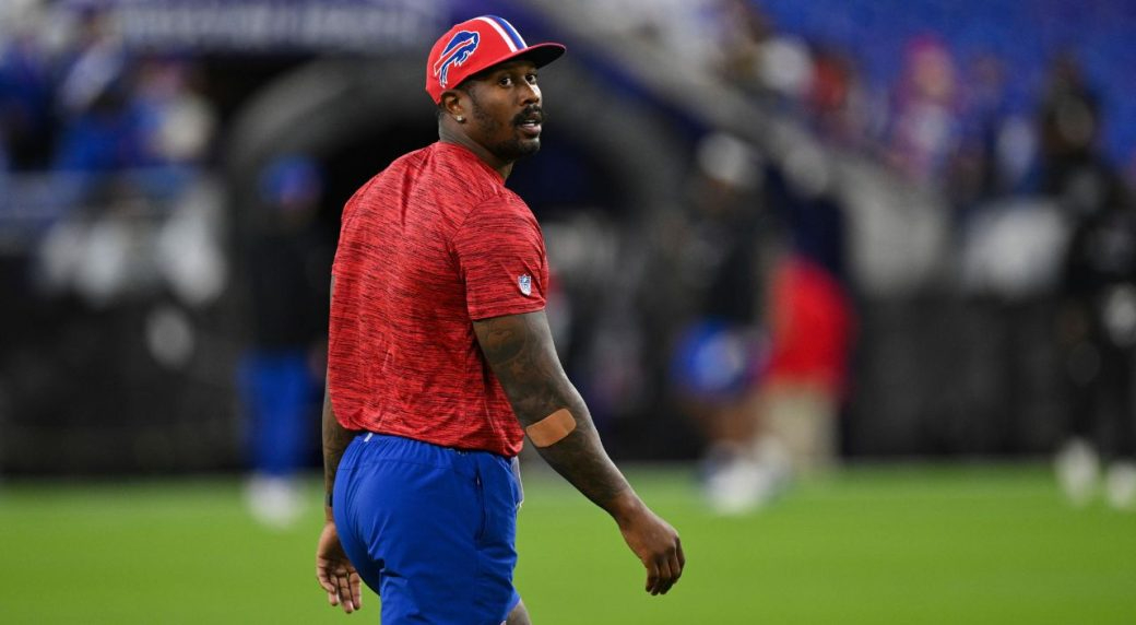 NFL suspende por 4 juegos a Von Miller, de los Bills, por agredir a su novia embarazada  