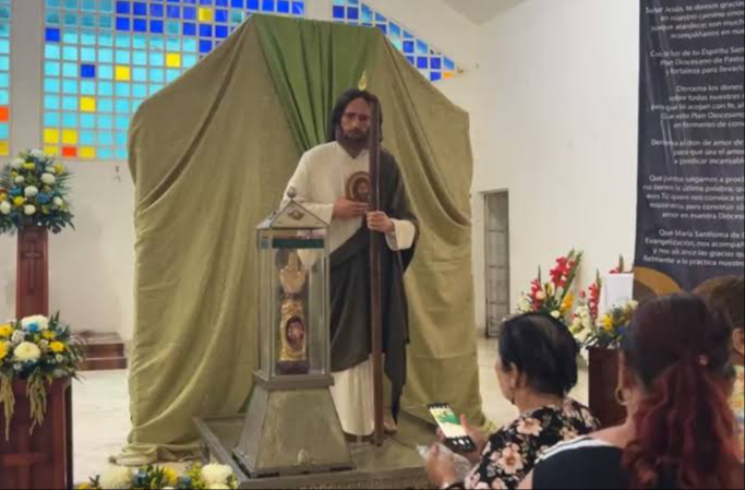 Las reliquias religiosas llegaron hasta la parroquia de San Judas Tadeo, en Chetumal