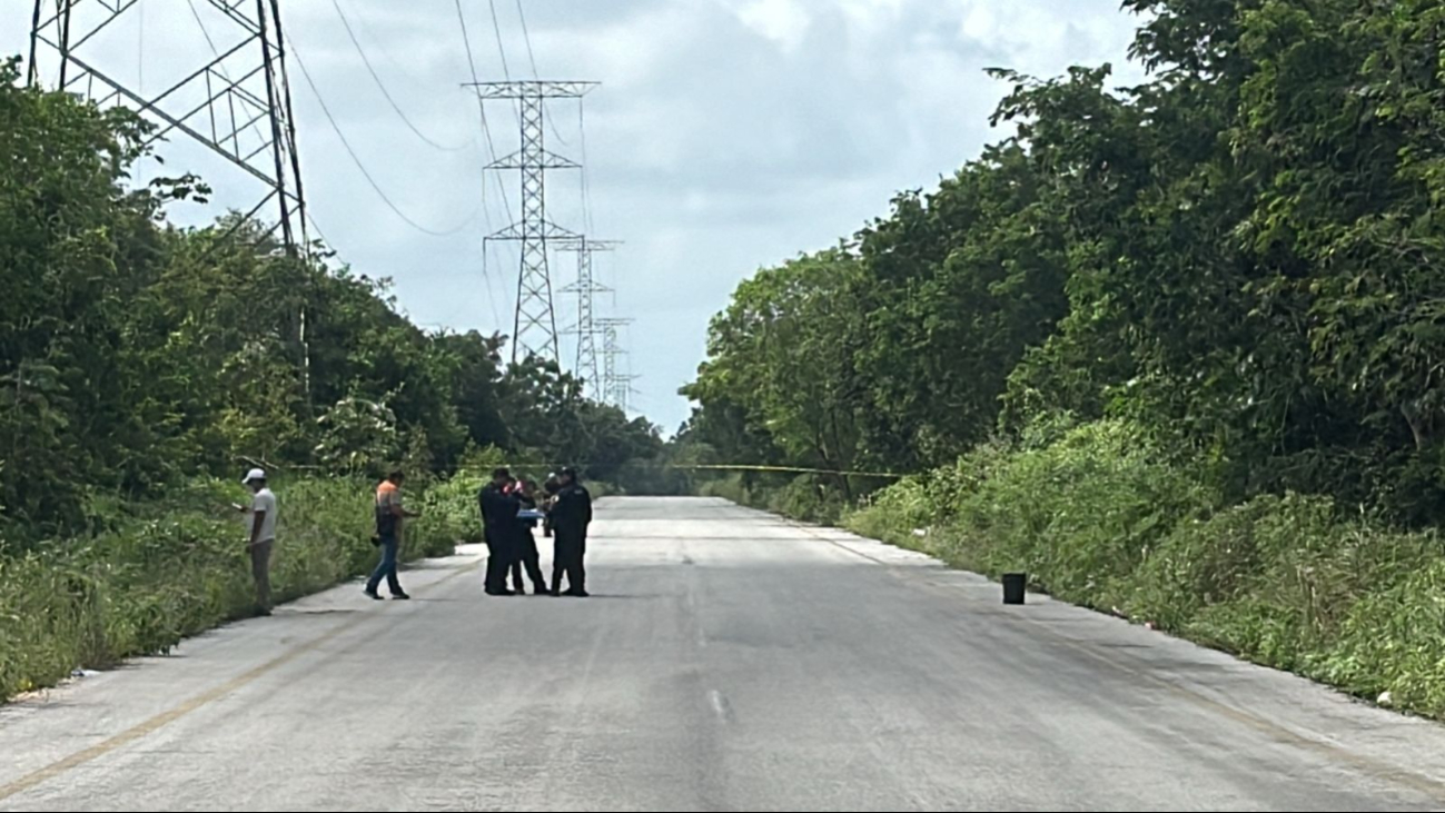 Abandonan restos humanos en una maleta a la entrada de un fraccionamiento en Cancún