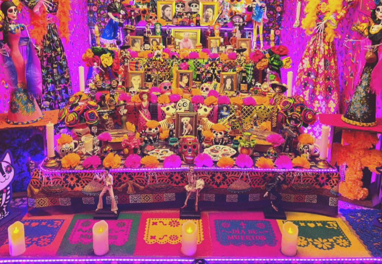 ¿Cuándo se pone la Ofrenda de Día de Muertos y qué elementos no pueden faltar?