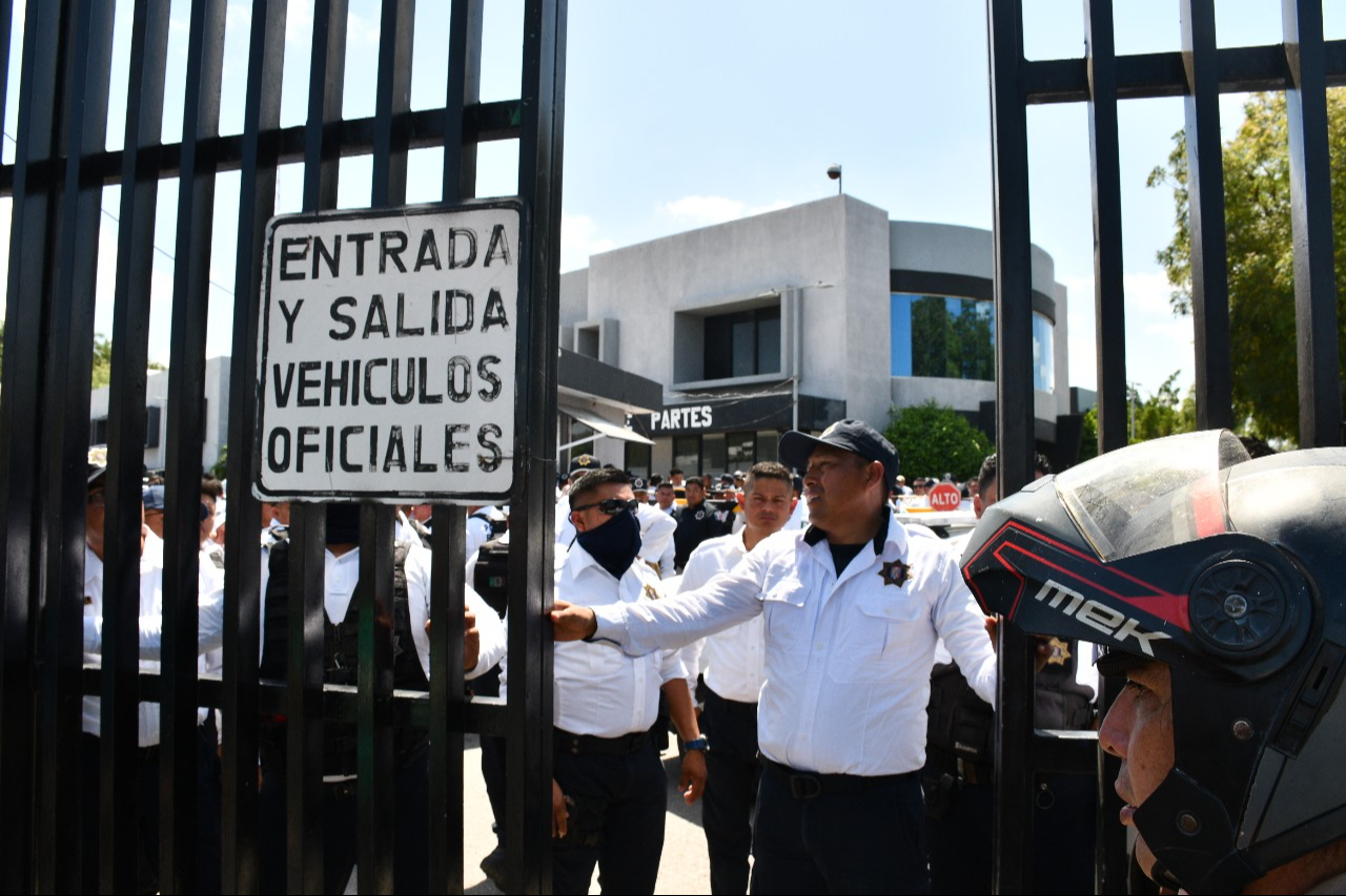   Operativo fallido en Campeche: Safin liquida a 39 policías mientras 40 siguen en investigación  con salario mínimo vital  