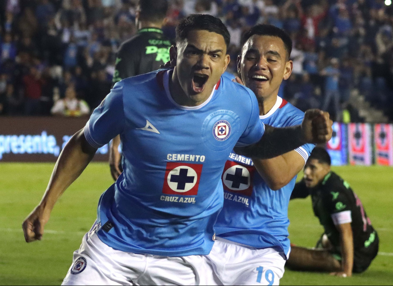 El Toro Fernández regresa con gol en victoria aplastante de Cruz Azul