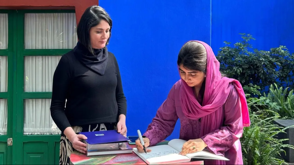 Antes del encuentro, Malala visitó el Museo Frida Kahlo en Coyoacán