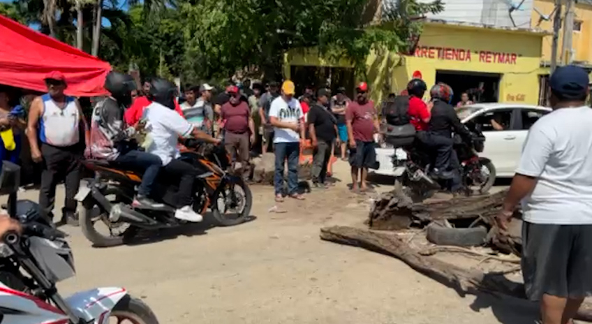 Liberan  Carretera Federal 180 en Ciudad del Carmen luego de más de 18 horas de bloqueo