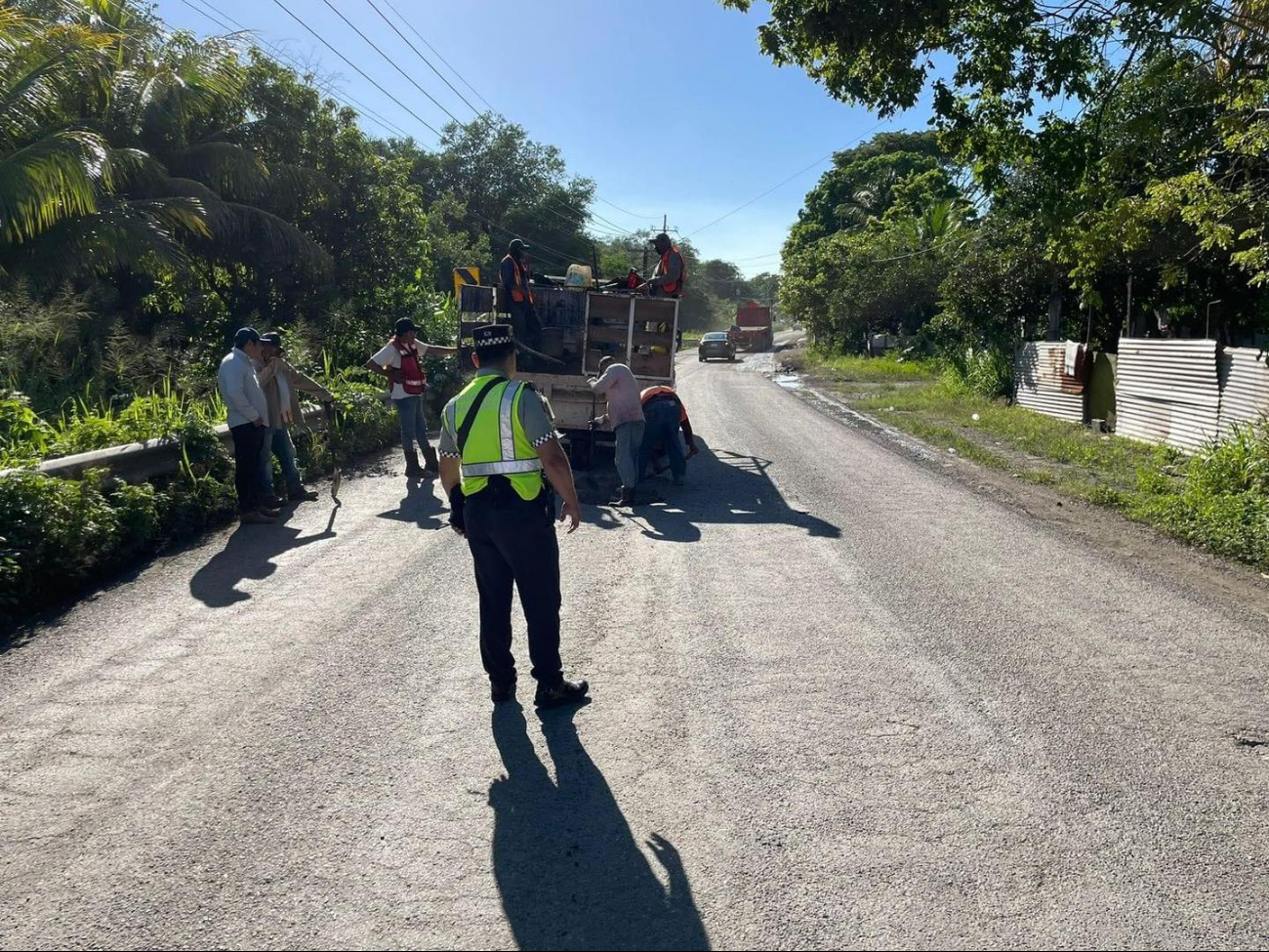 Sedena interviene carreteras dañadas en Campeche tras bloqueo en Atasta 