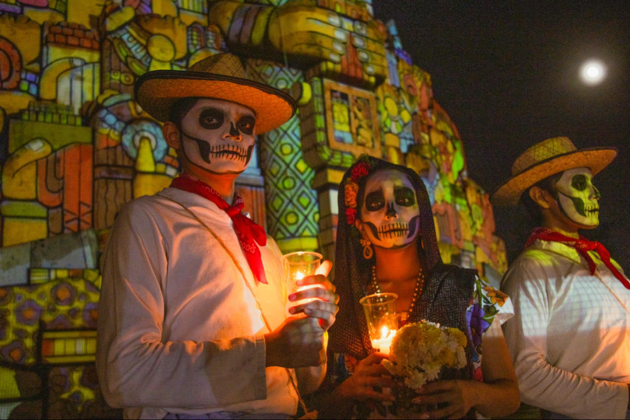 En el parque Emancipación habrá una Caminata de Ánimas, show cómico, muestra de altar y bazar de emprendedores