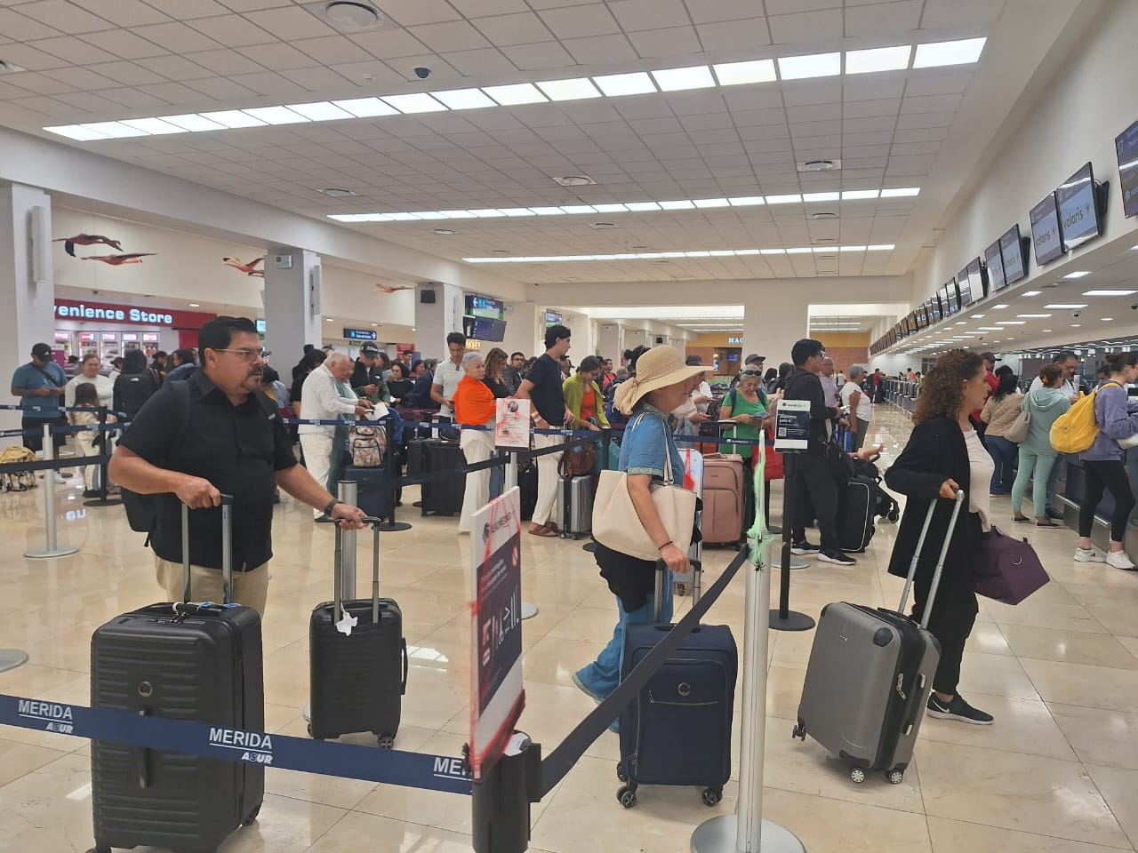 Aeropuerto de Mérida inicia jornada sabatina con cuatro vuelos adelantados y uno retrasado