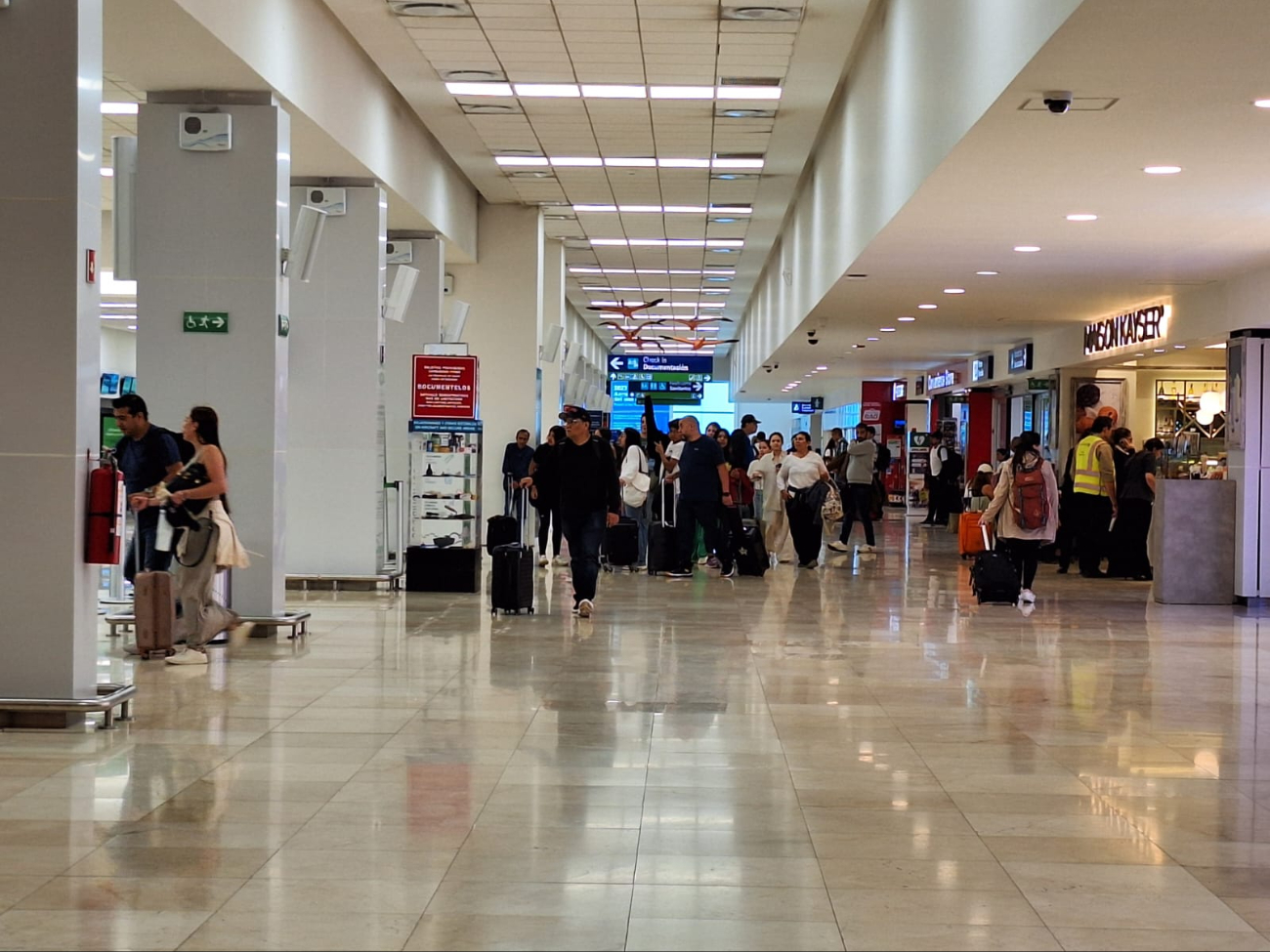 Aeropuerto de Mérida: Cancelan vuelo a Houston, vuelos adelantados de llegada y atrasados  