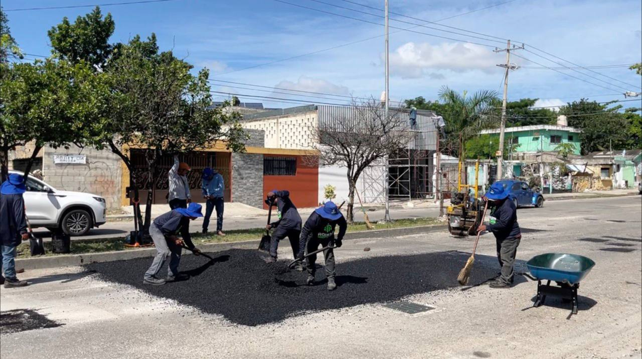 La Alcaldesa reconoció la urgencia de atender el mal estado de las calles, pero advirtió que no alcanza con el presupuesto de la ciudad