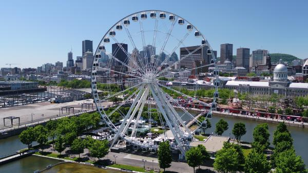 La rueda, con una altura de 35 metros, es la más grande de Latinoamérica y ofrecerá vistas panorámicas de la feria