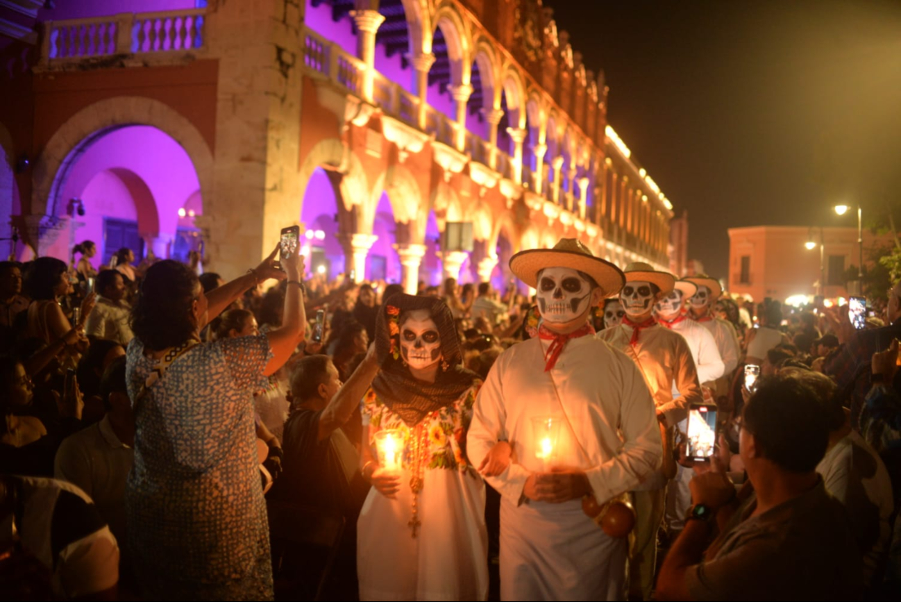 Yucatecos celebraron a las ánimas y los pixanitos.