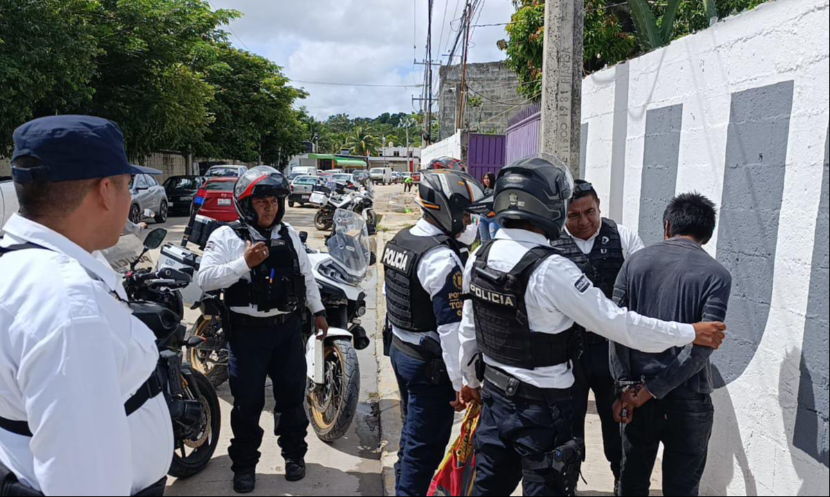 Ciudadanos se vistieron de héroe y entregaron al presunto ladrón