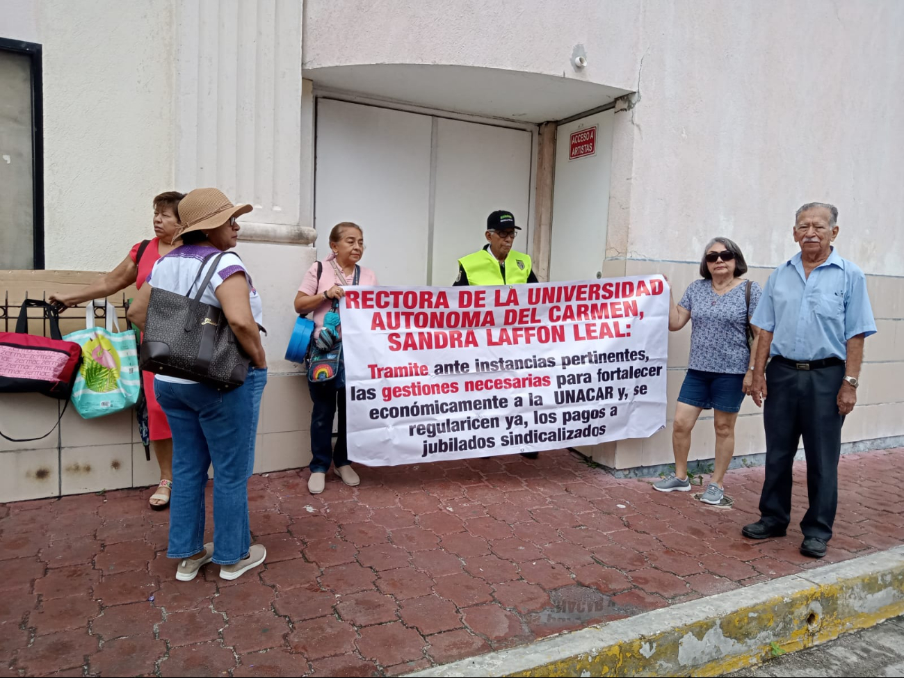 El evento fue convocado de último momento y en opacidad, generando críticas por la falta de transparencia