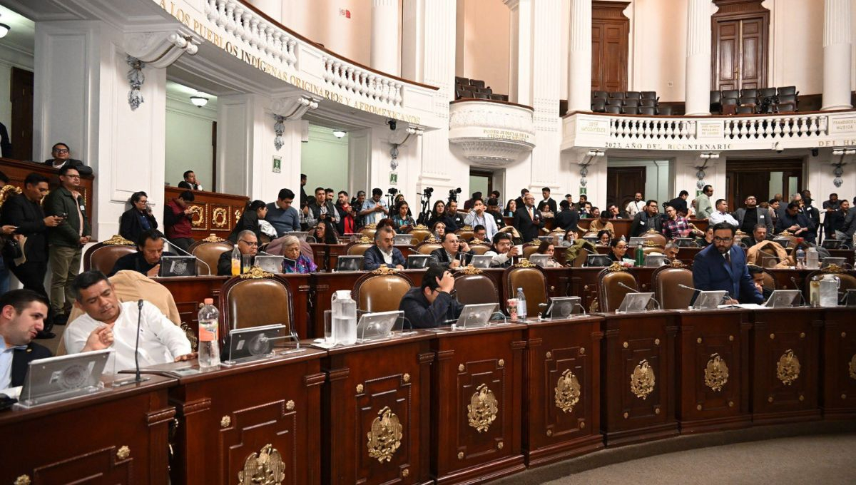 Hasta el momento, seis Congreso estatales han avalado la supremacía constitucional, que establece la improcedencia de amparos contra reformas a la Carta Magna