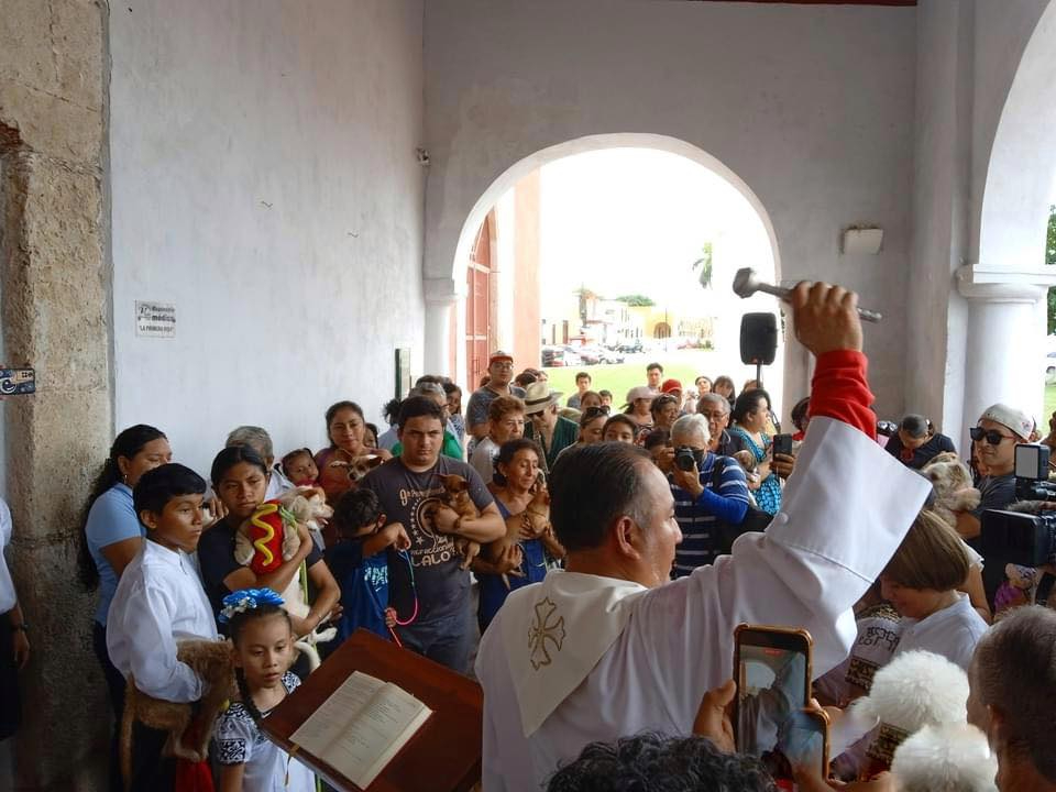 Cada año, Campeche celebra la Feria de San Francisco del 29 de septiembre al 20 de octubre, con eventos culturales y religiosos