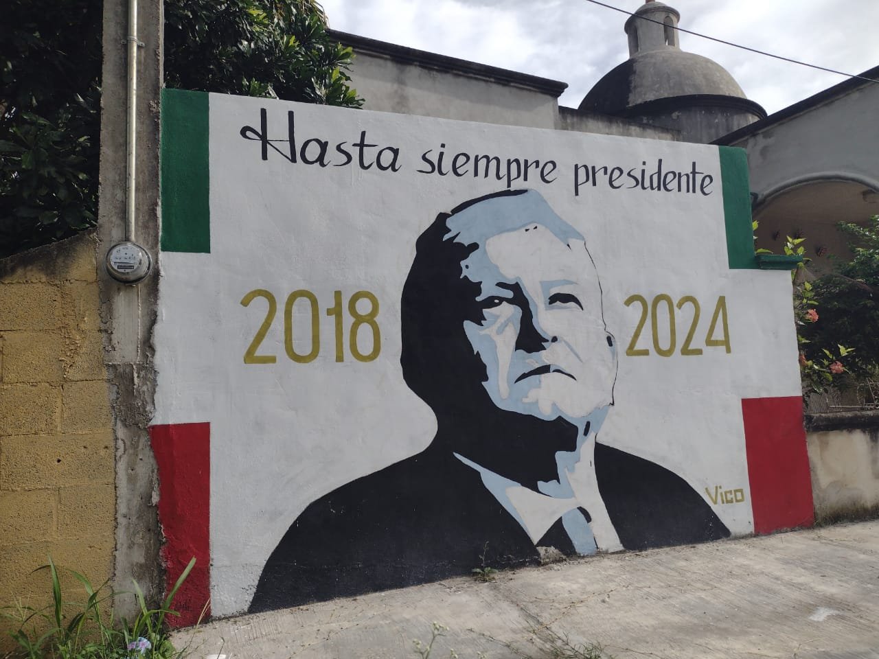 Familia de Quintana Roo crea mural de despedida en honor a AMLO